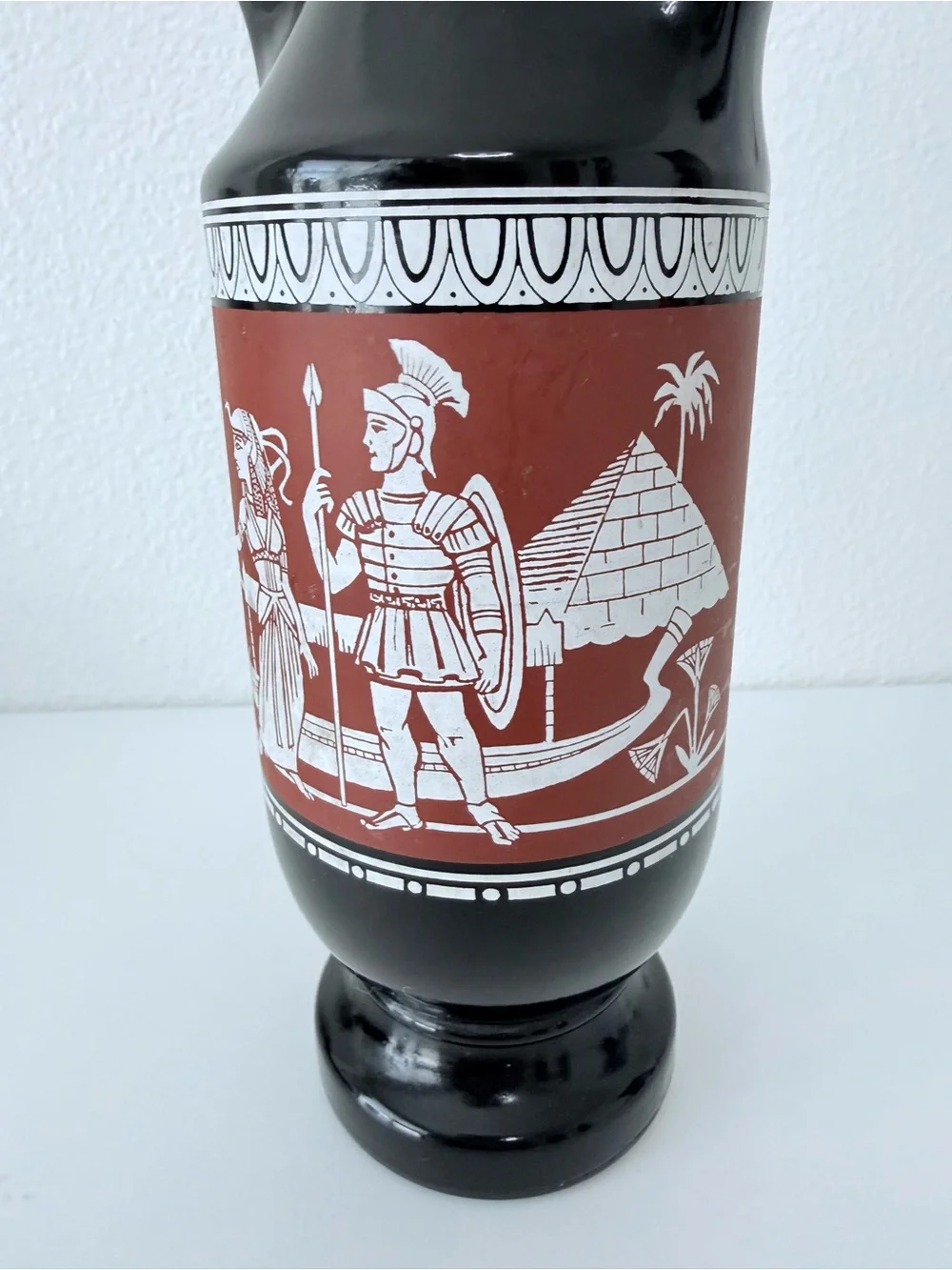 Vintage 1962 Jim Beam Cleopatra Decanter Bottle Egyptian Milk Glass Stopper 13